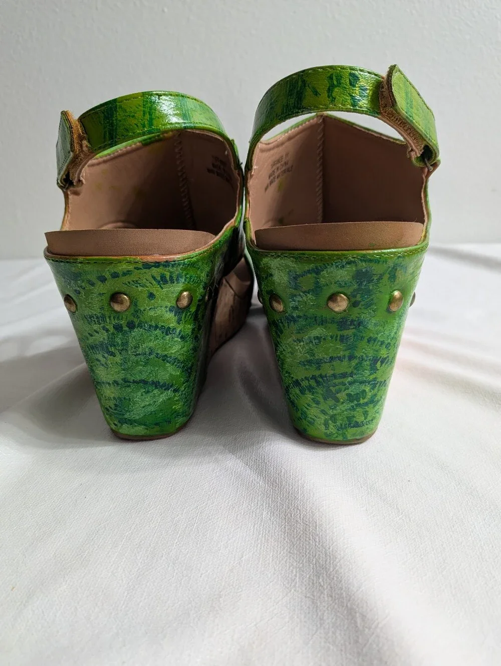 Corky's Comfort Platform Wedge Sandals Green Animal Print Boho Chic Resortwear